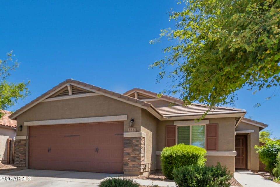 2227 E STACEY Road, Gilbert, AZ 85298 — photo 1 of 18