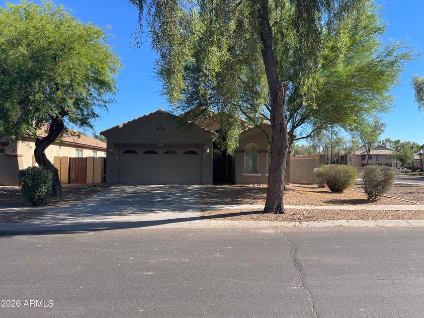 4626 E Murrieta Road, Gilbert, AZ 85297 — photo 1 of 10