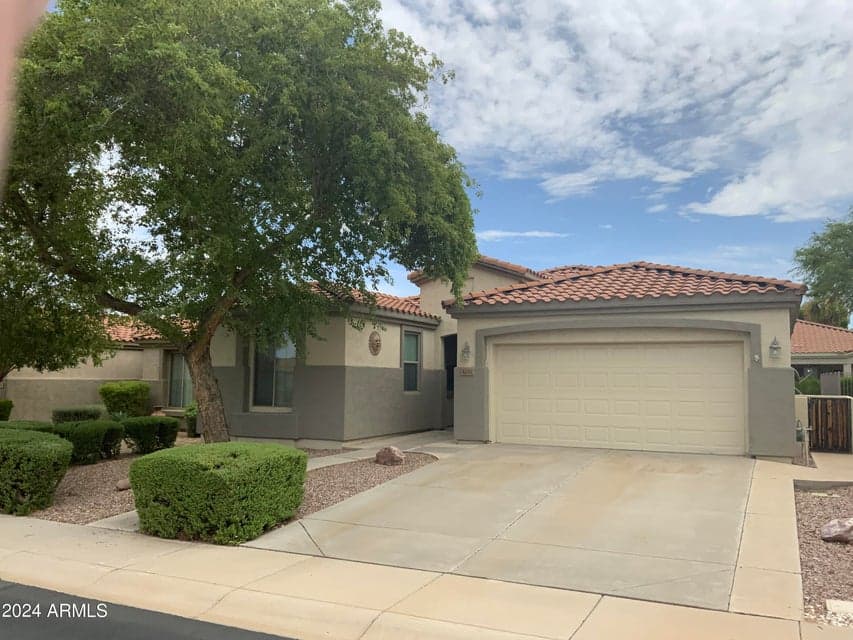 5141 S EUCALYPTUS Drive, Gilbert, AZ 85298 — photo 1 of 13