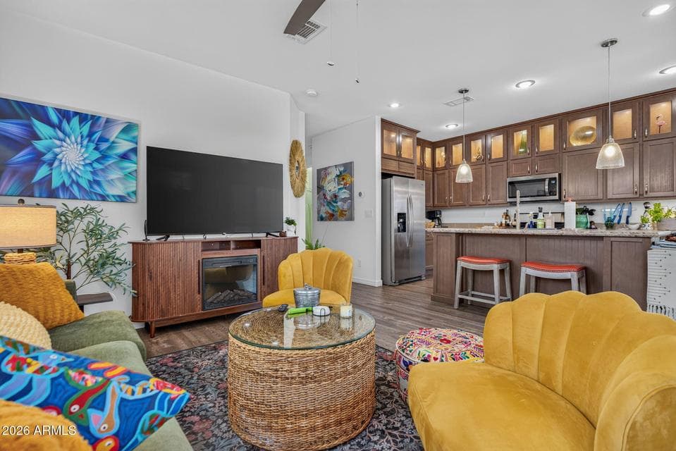4065 E University Drive 8, Mesa, AZ 85205 — photo 1 of 44