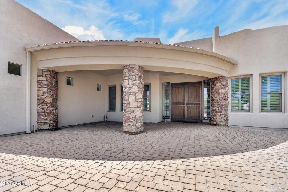 2613 W IRVINE Road, Phoenix, AZ 85086 — photo 1 of 73