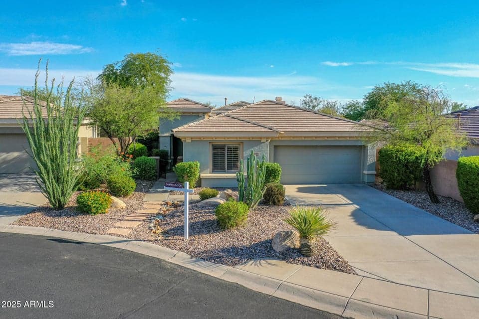 2927 W PLUM HOLLOW Drive, Anthem, AZ 85086 — photo 1 of 72