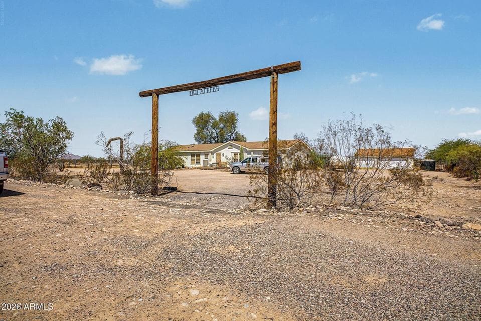 48400 W WILDWOOD Road, Maricopa, AZ 85139 — photo 1 of 65