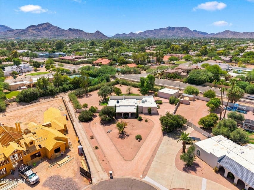9808 N 64TH Place, Paradise Valley, AZ 85253 — photo 1 of 8