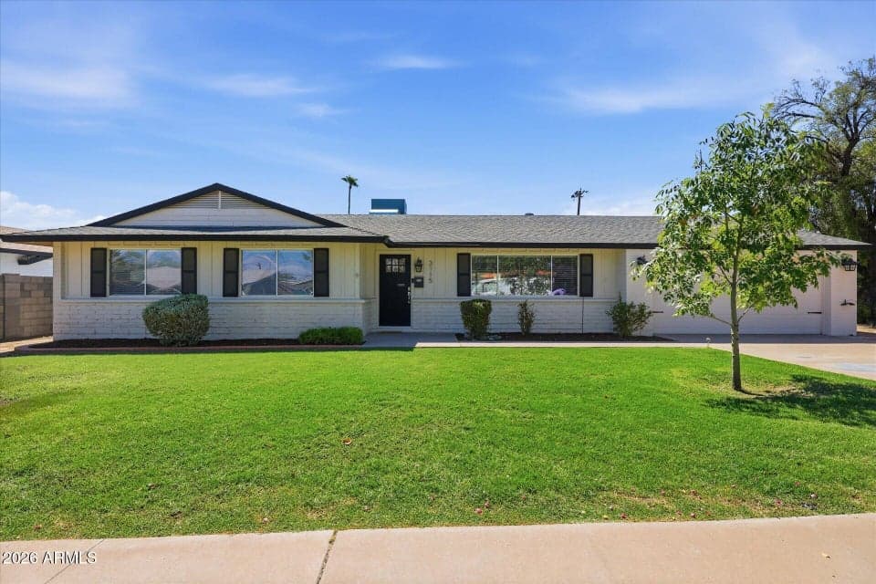 3115 E YUCCA Street, Phoenix, AZ 85028 — photo 1 of 39