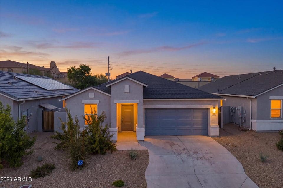 1373 S VISTA Avenue, Florence, AZ 85132 — photo 1 of 36