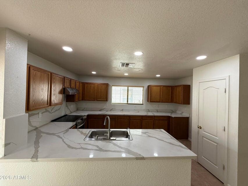 9518 N 82nd Glen, Peoria, AZ 85345 — photo 1 of 15