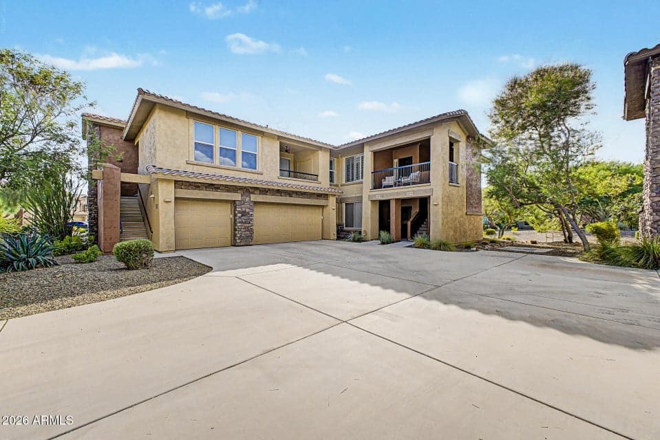 2425 W BRONCO BUTTE Trail 2059, Phoenix, AZ 85085 — photo 1 of 44
