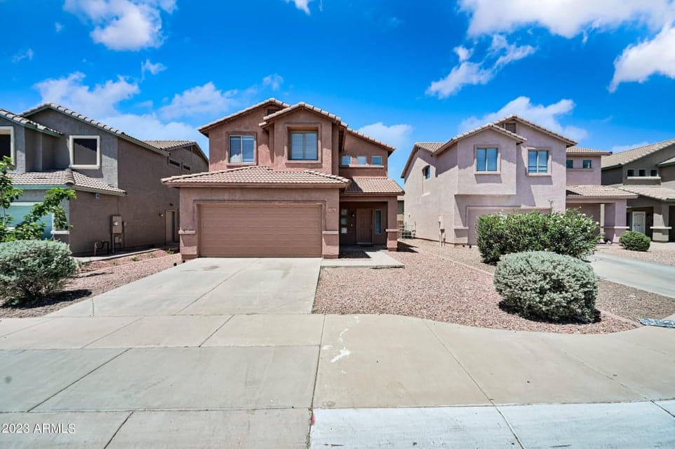630 E DEKALB Lane, Phoenix, AZ 85040 — photo 1 of 28