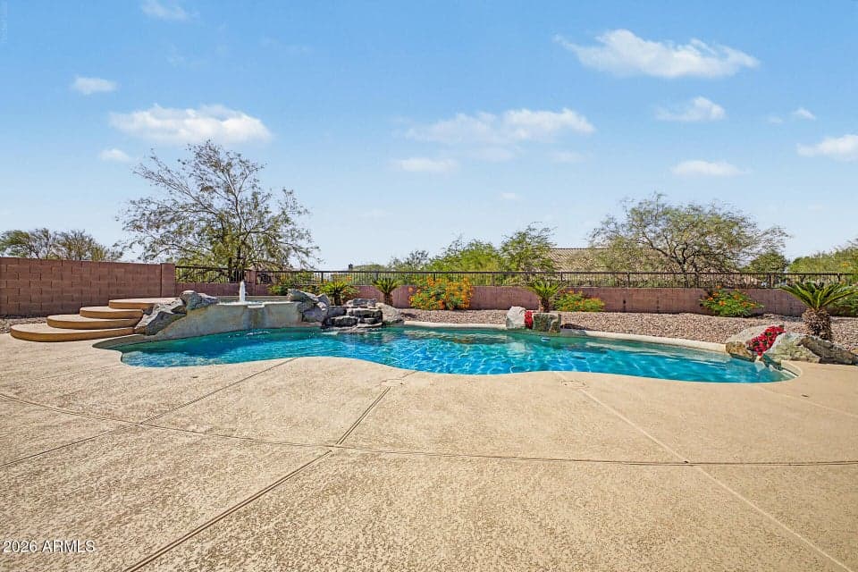 7926 E SADDLEBACK Circle, Mesa, AZ 85207 — photo 1 of 57