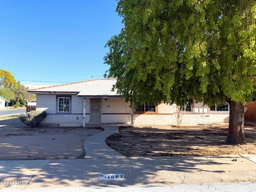 1002 E VERMONT Avenue, Phoenix, AZ 85014 — photo 1 of 25