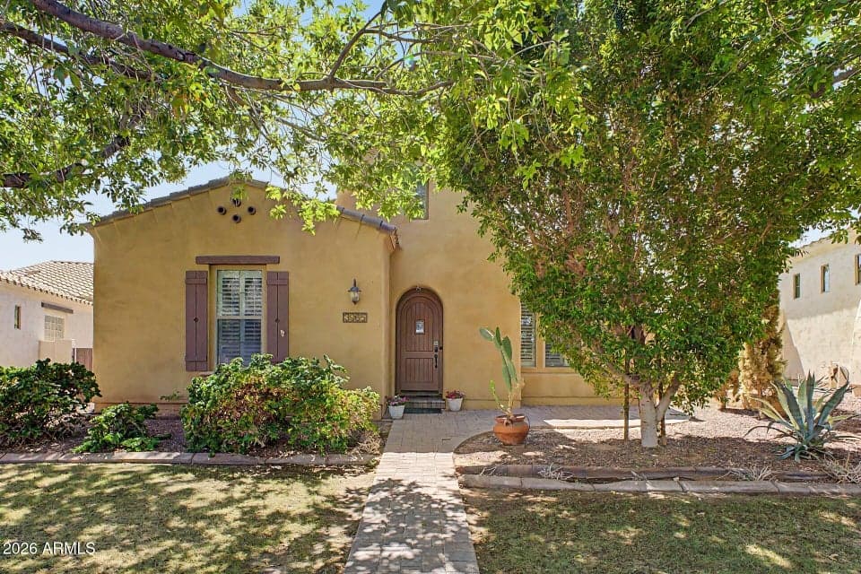 3965 N Park Street, Buckeye, AZ 85396 — photo 1 of 39
