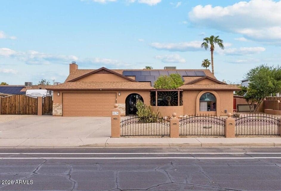 8134 W MARYLAND Avenue, Glendale, AZ 85303 — photo 1 of 48