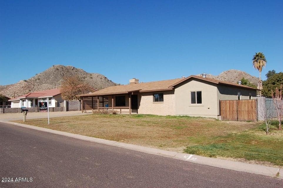 2640 E CAPTAIN DREYFUS Avenue, Phoenix, AZ 85032 — photo 1 of 26