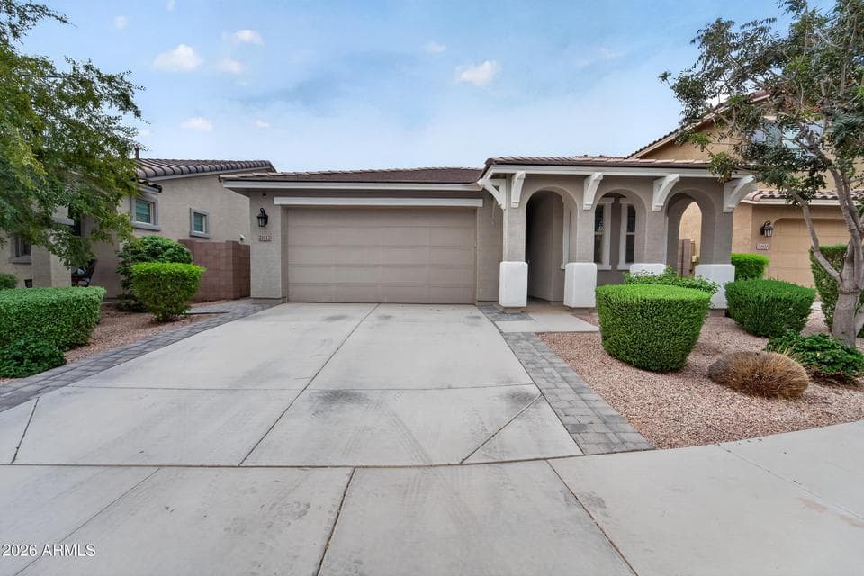 21812 S 204TH Street, Queen Creek, AZ 85142 — photo 1 of 34