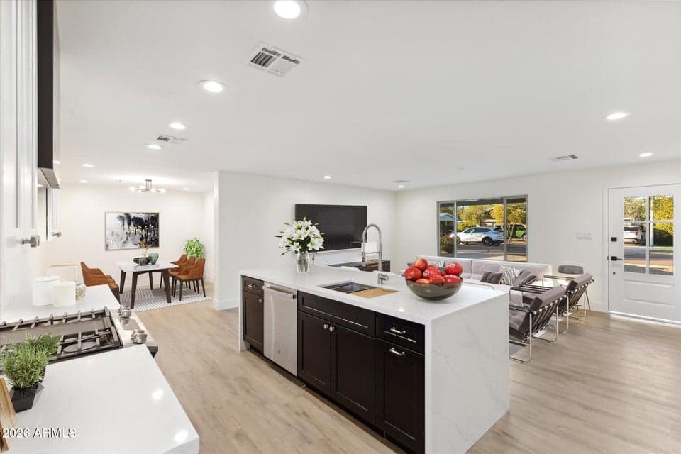 7035 E CYPRESS Street, Scottsdale, AZ 85257 — photo 1 of 28