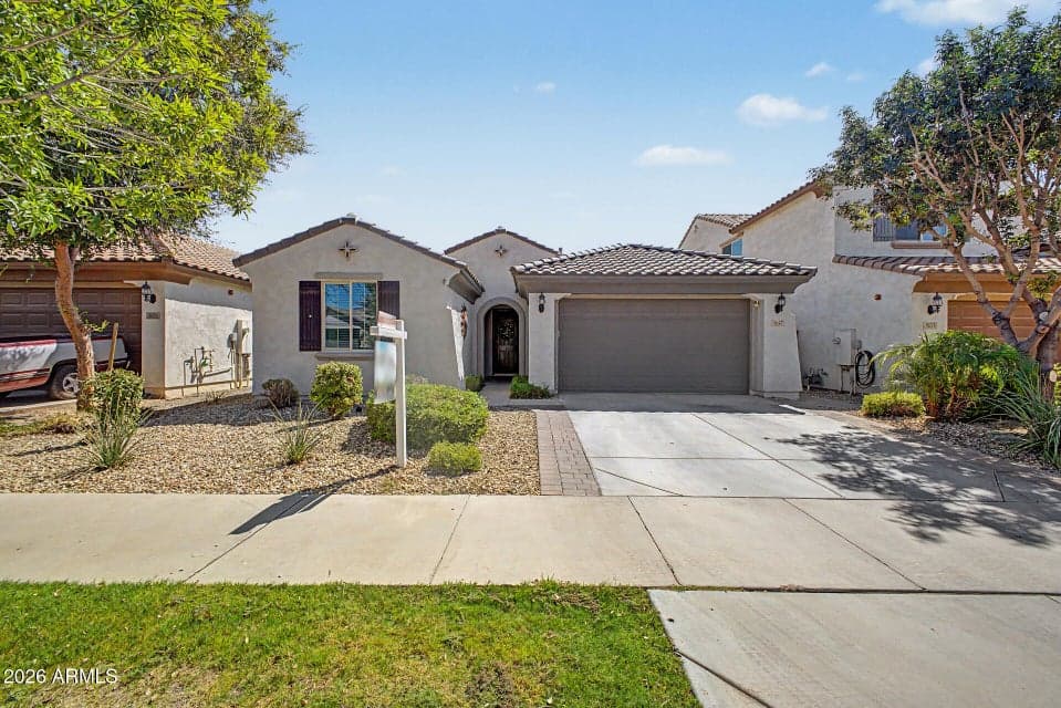 9655 E TALON Avenue, Mesa, AZ 85212 — photo 1 of 50