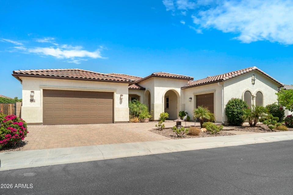 3452 E ALOE Drive, Chandler, AZ 85286 — photo 1 of 55