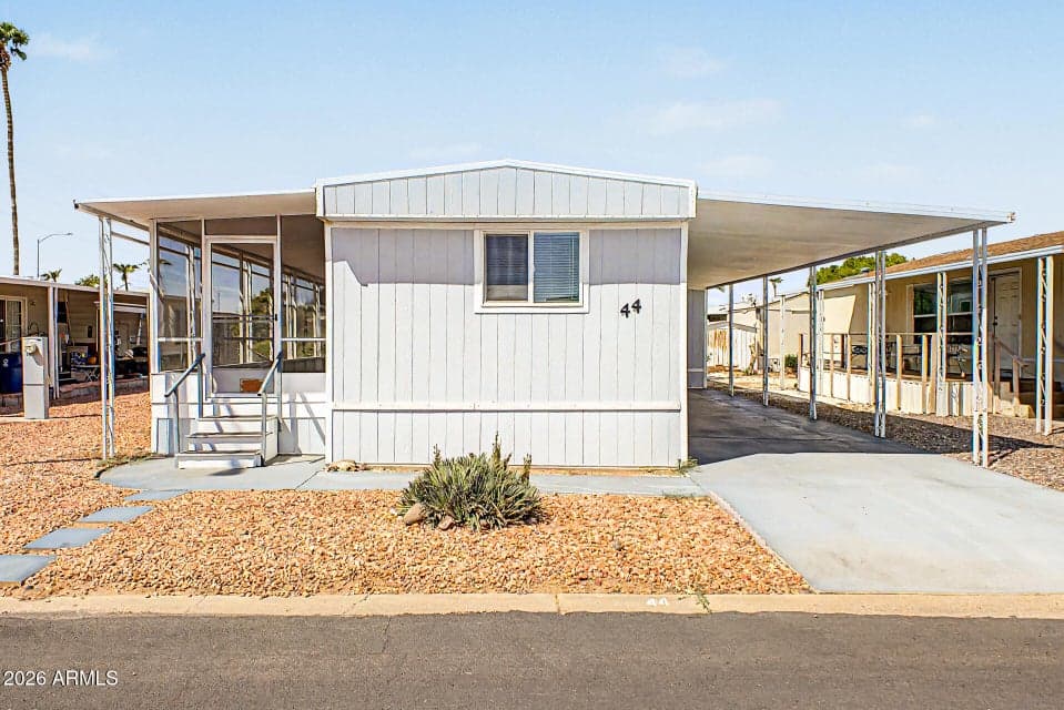 2650 W UNION HILLS Drive 44, Phoenix, AZ 85027 — photo 1 of 30