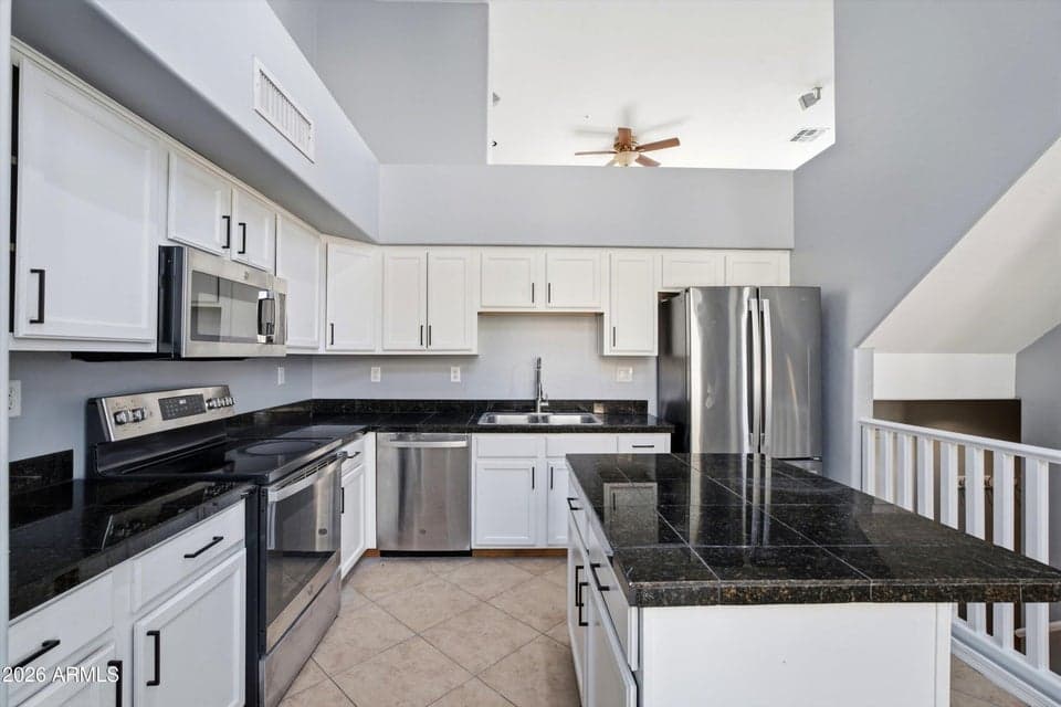 724 S BECK Avenue, Tempe, AZ 85281 — photo 1 of 32