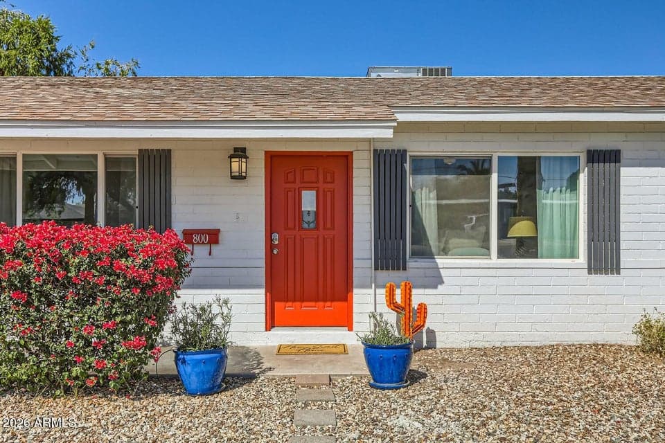 800 W Howe Street, Tempe, AZ 85281 — photo 1 of 59
