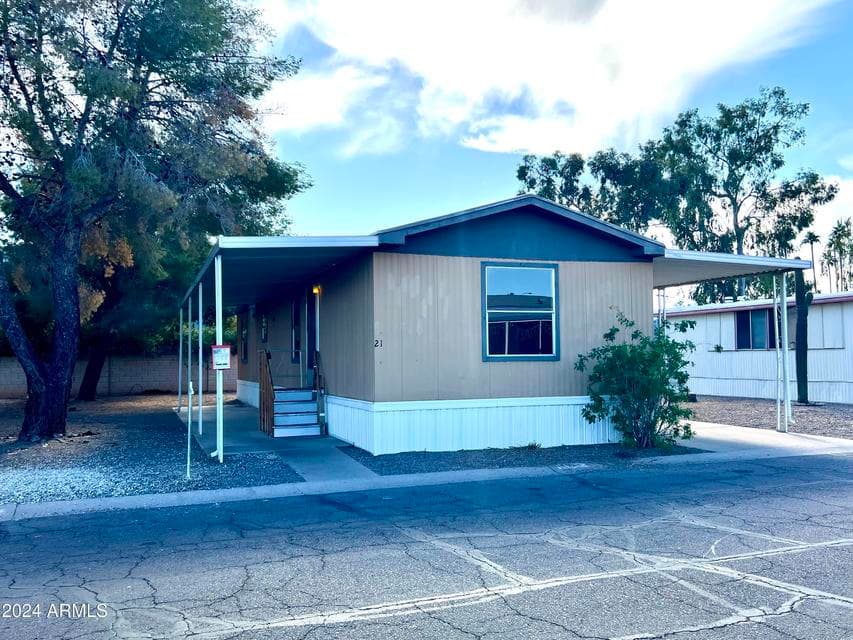 535 S ALMA SCHOOL Road 21, Mesa, AZ 85210 — photo 1 of 38