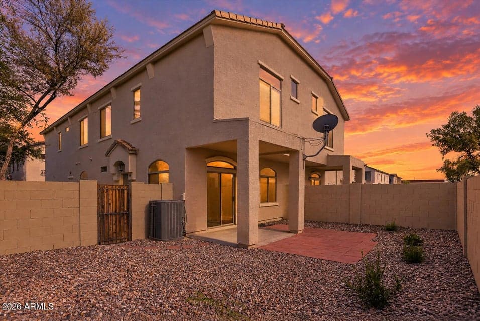 2150 E BELL Road 1090, Phoenix, AZ 85022 — photo 1 of 39