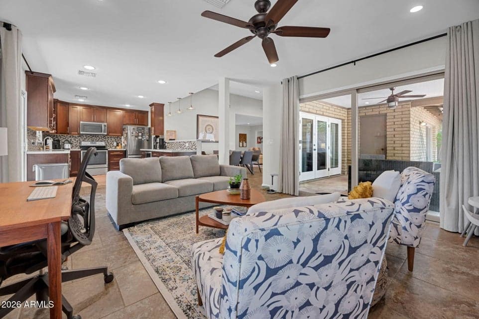 1110 E ORANGEWOOD Avenue, Phoenix, AZ 85020 — photo 1 of 27