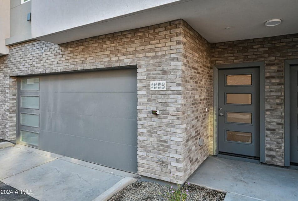 1023 W 5th Street Unit 1017, Tempe, AZ 85281 — photo 1 of 44