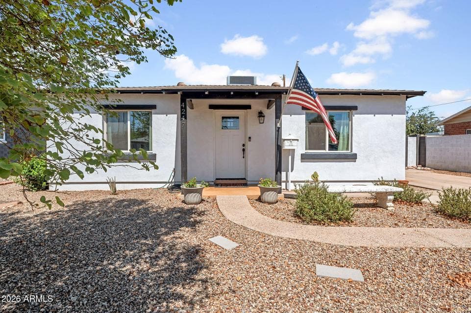 4247 N 4TH Avenue NW, Phoenix, AZ 85013 — photo 1 of 35