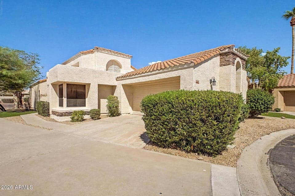 15163 N 86TH Drive, Peoria, AZ 85381 — photo 1 of 37