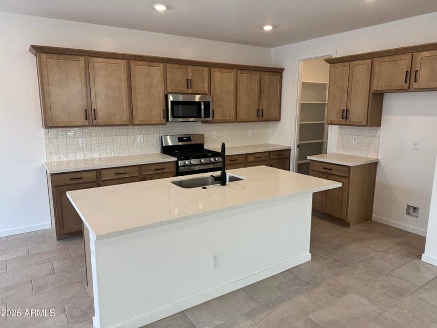 2270 S Jeffry Street, Gilbert, AZ 85295 — photo 1 of 11