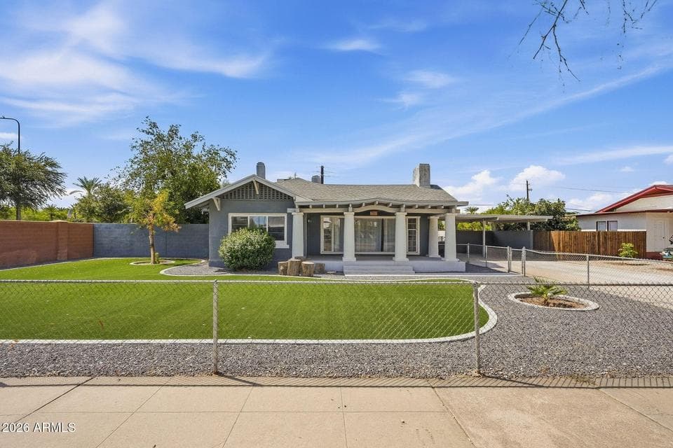 218 N WASHINGTON Street, Chandler, AZ 85225 — photo 1 of 44
