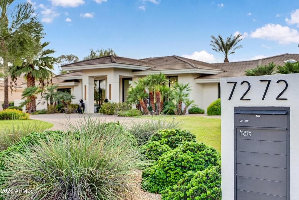 7272 N 71ST Street, Paradise Valley, AZ 85253 — photo 1 of 59