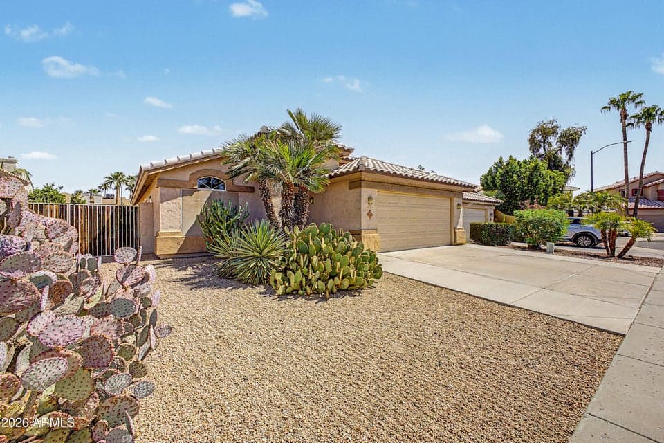 18619 N 40TH Place, Phoenix, AZ 85050 — photo 1 of 25