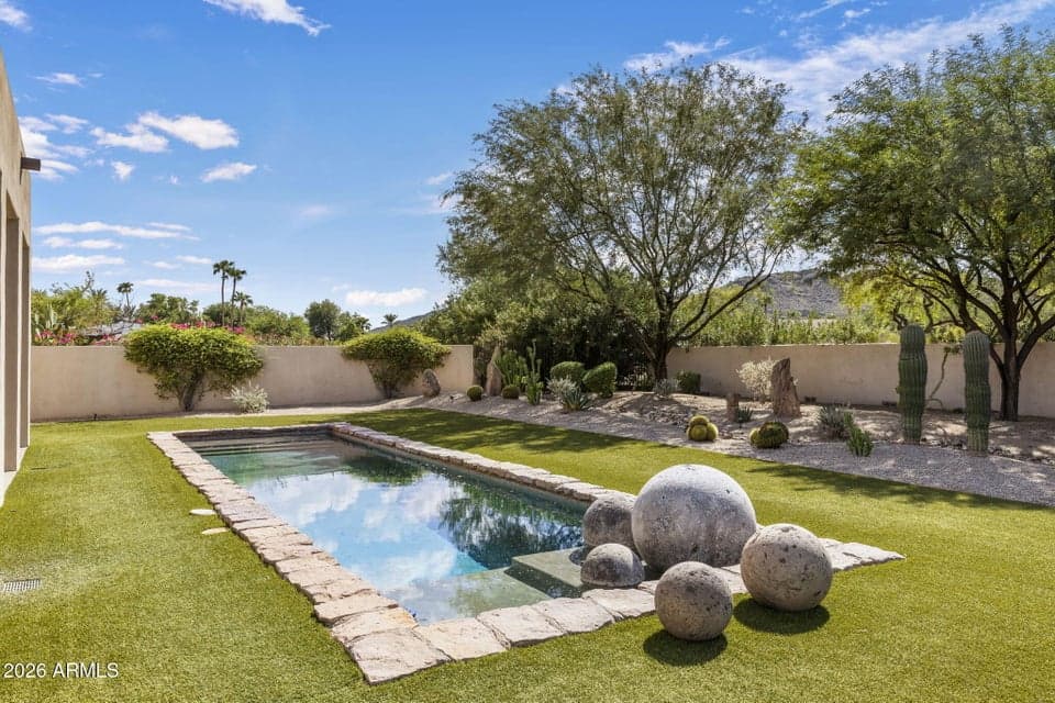 7702 N MOCKINGBIRD Lane, Paradise Valley, AZ 85253 — photo 1 of 25