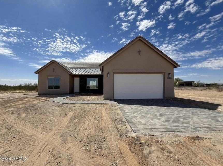 24034 N 197th Drive, Surprise, AZ 85387 — photo 1 of 33