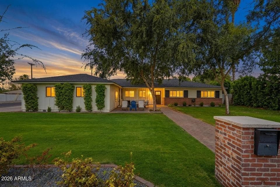 5038 E OSBORN Road, Phoenix, AZ 85018 — photo 1 of 26