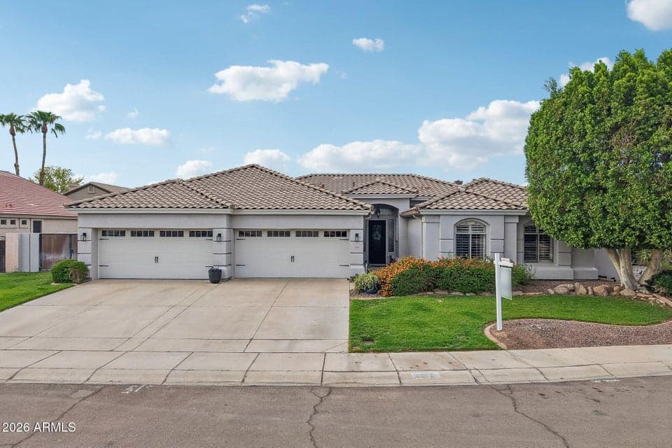 6980 W QUAIL Avenue, Glendale, AZ 85308 — photo 1 of 60