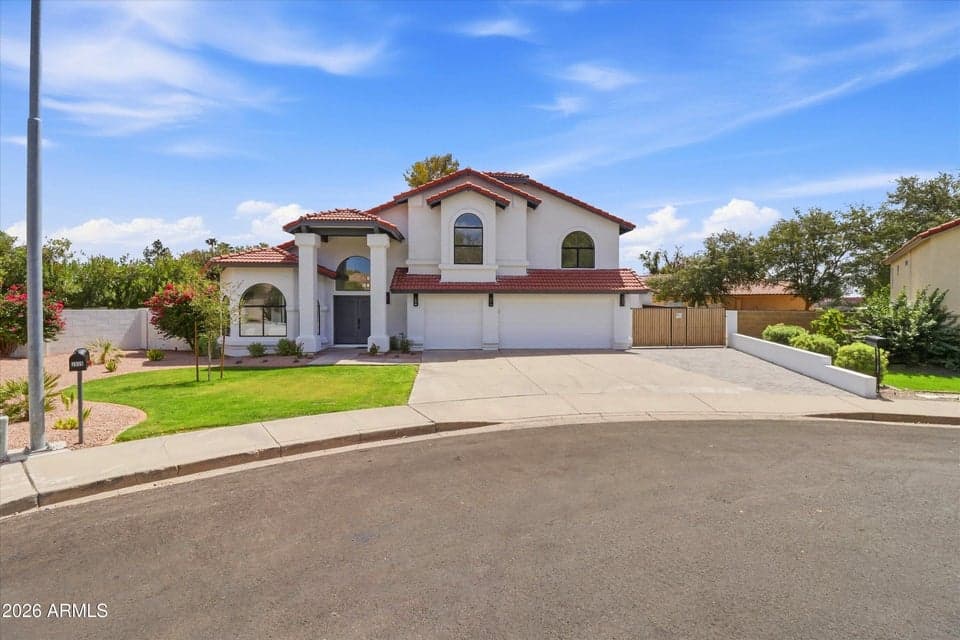 2059 E GLENCOVE Circle, Mesa, AZ 85213 — photo 1 of 47
