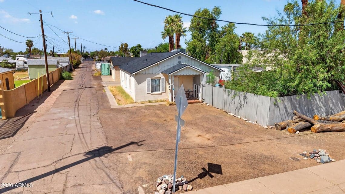 816 S WILSON Street S, Tempe, AZ 85281 — photo 1 of 8