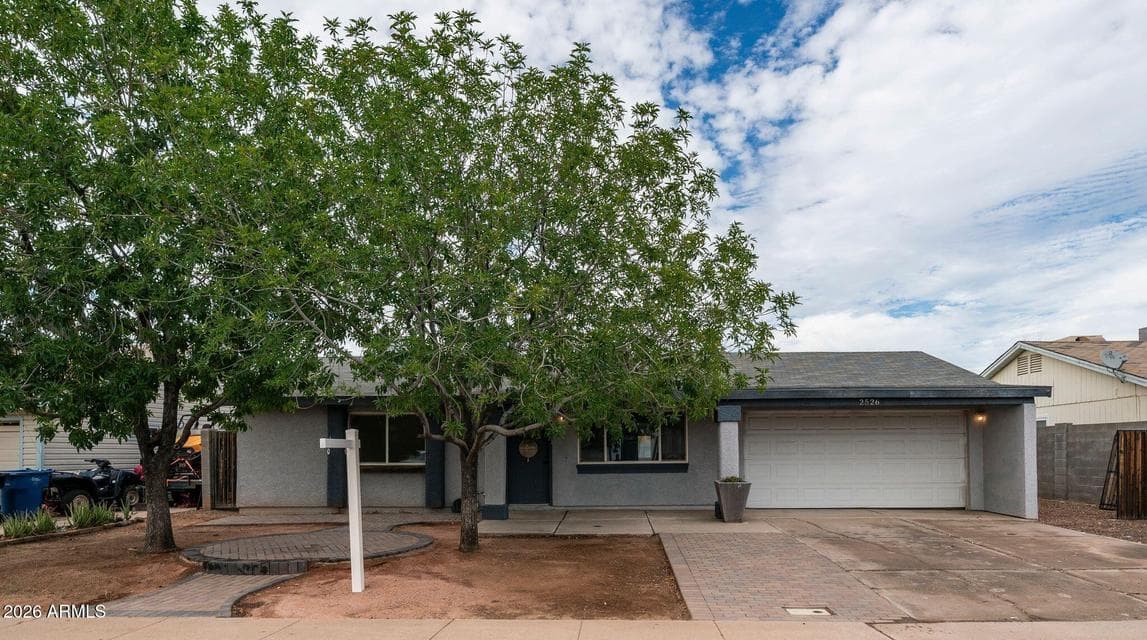 2526 E ISABELLA Avenue, Mesa, AZ 85204 — photo 1 of 25