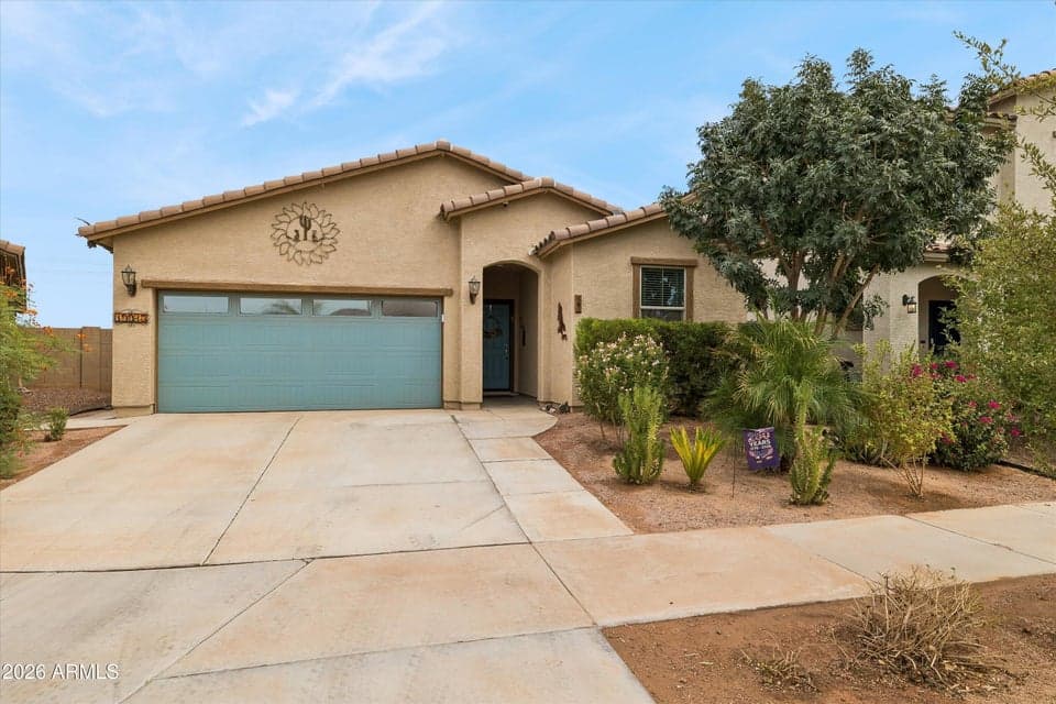 19913 N GRANTHAM Road, Maricopa, AZ 85138 — photo 1 of 42