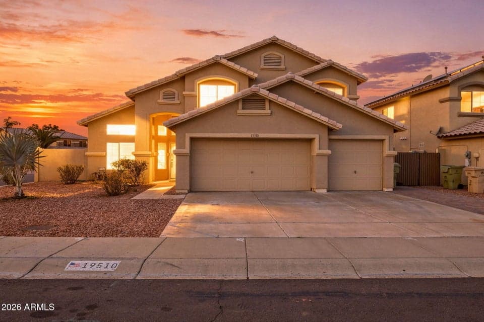 19510 N 55TH Drive, Glendale, AZ 85308 — photo 1 of 31