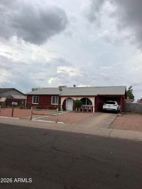 7207 W DEVONSHIRE Avenue, Phoenix, AZ 85033 — photo 1 of 20