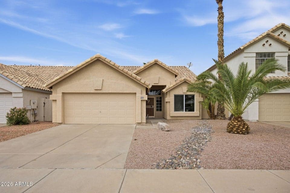 3170 W BAYLOR Lane, Chandler, AZ 85226 — photo 1 of 25