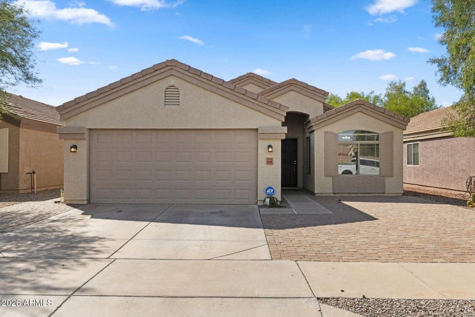 5808 S 32ND Avenue, Phoenix, AZ 85041 — photo 1 of 45