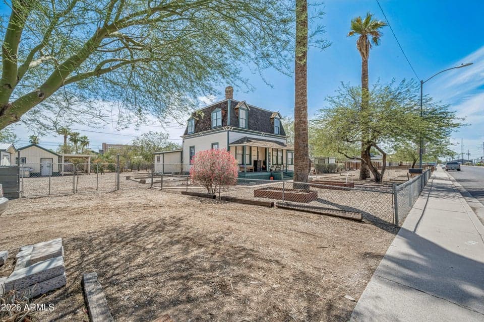 1611 W FILLMORE Street, Phoenix, AZ 85007 — photo 1 of 12