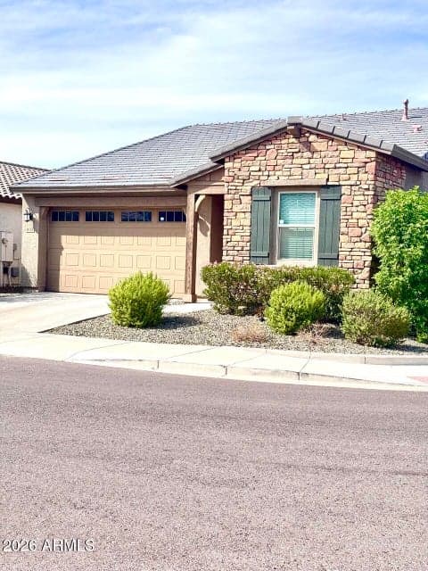 1618 W MONTE Way, Phoenix, AZ 85041 — photo 1 of 29