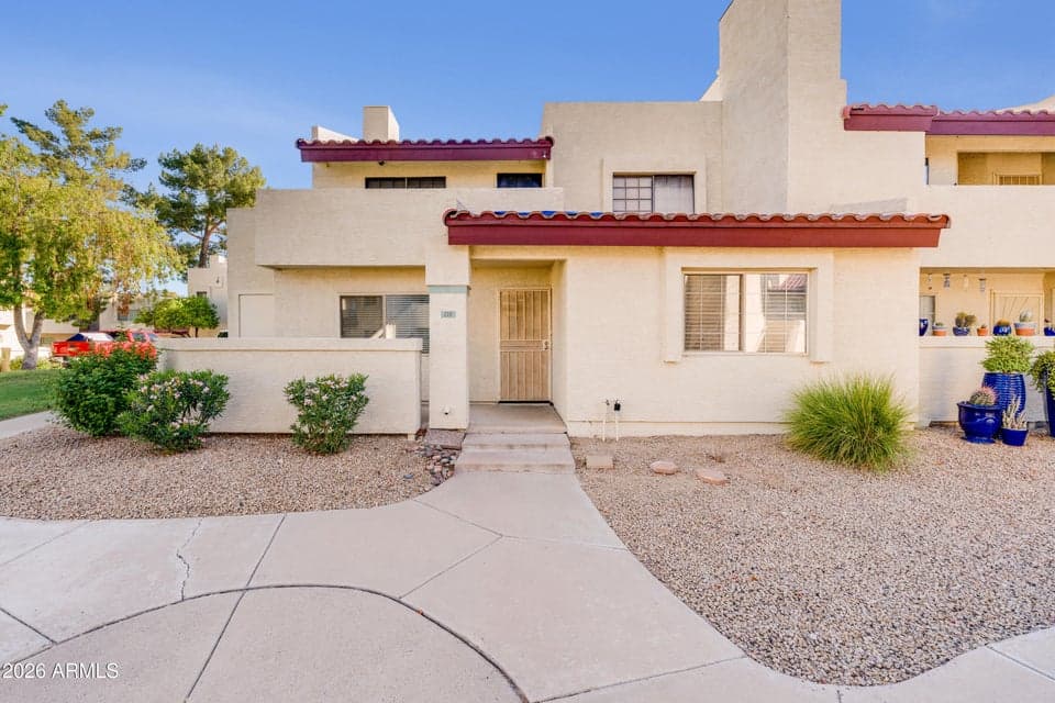 2020 W UNION HILLS Drive 118, Phoenix, AZ 85027 — photo 1 of 36